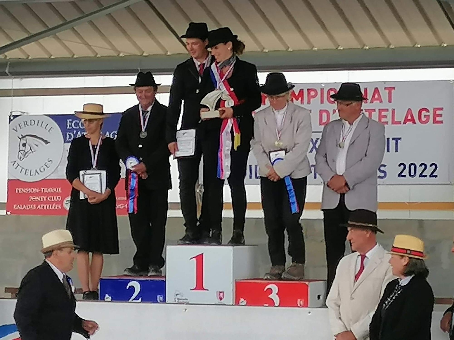 Une place de vice champion au championnat de France d'attelage trait pour Laurent Corneille et Bal de Véron